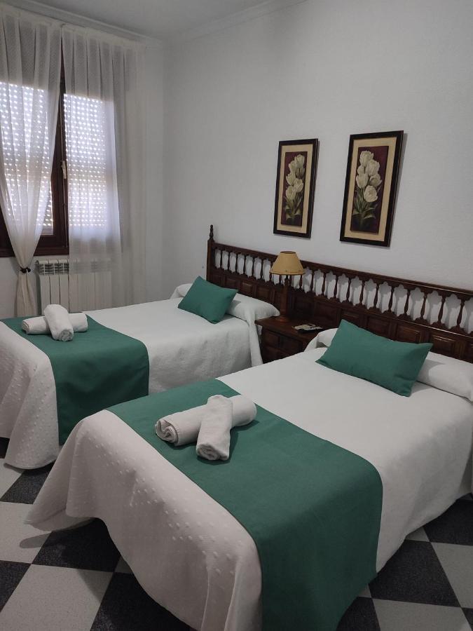 Hostal El Fogon De Felisa Herrera del Duque المظهر الخارجي الصورة